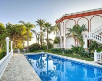 Resale - Villa - Marbella - Hacienda Las Chapas