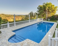 Resale - Villa - Marbella - Hacienda Las Chapas