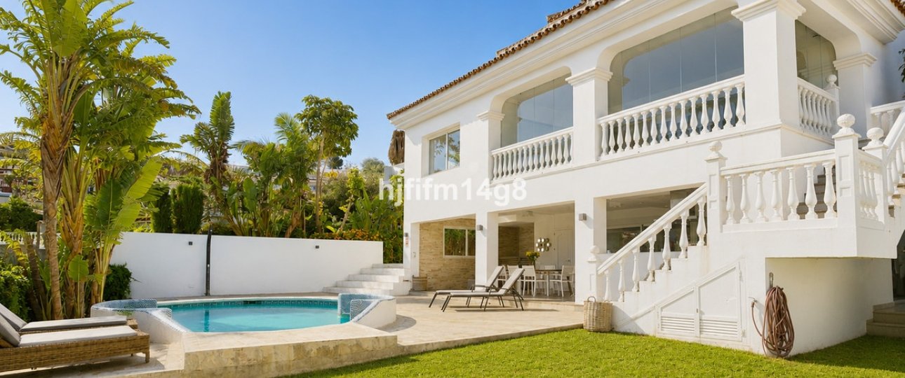 Resale - Villa - Marbella - La Campana