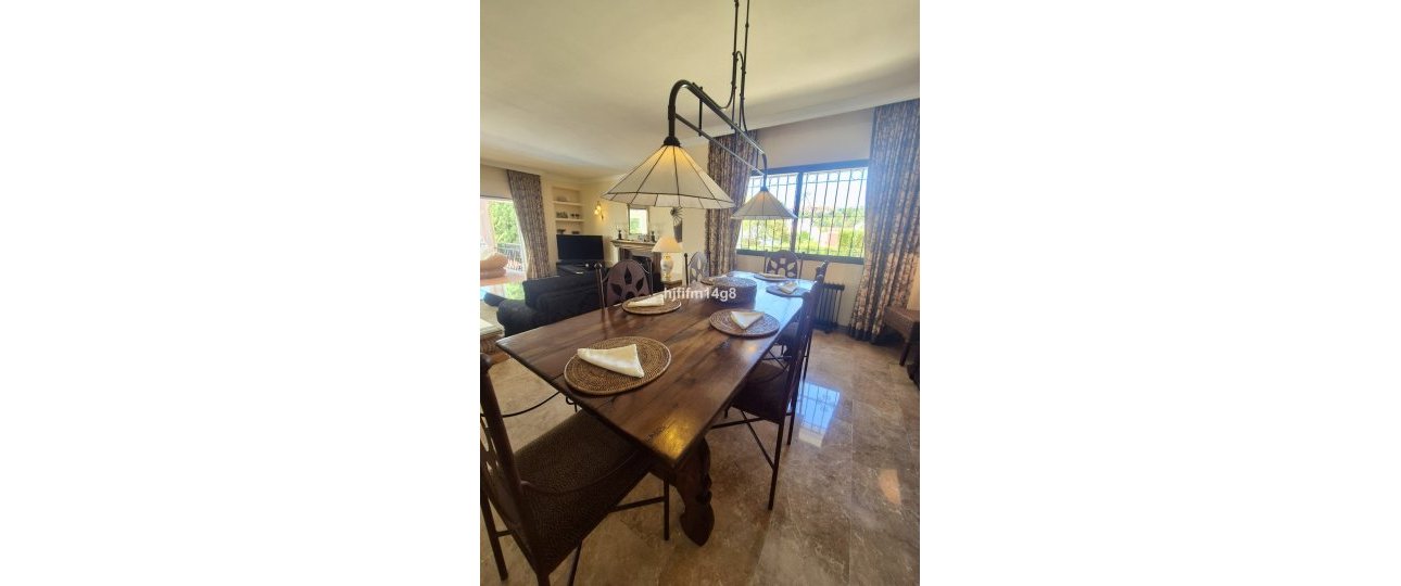 Resale - Villa - Marbella - La Campana
