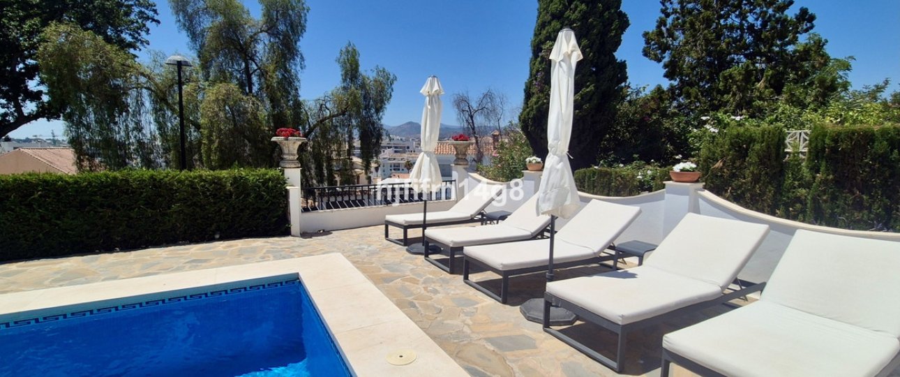 Resale - Villa - Marbella - La Campana