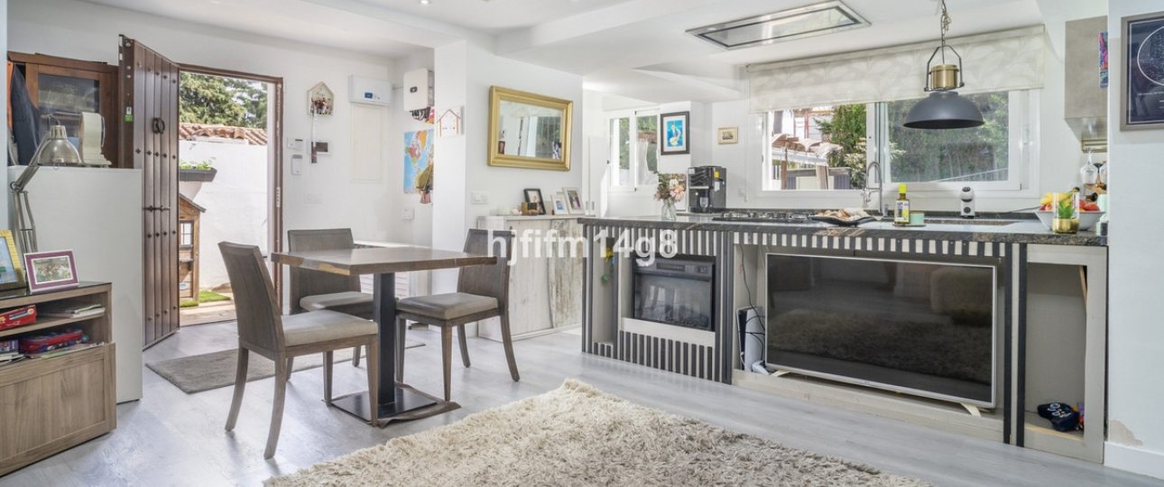 Resale - Villa - Marbella - La Campana