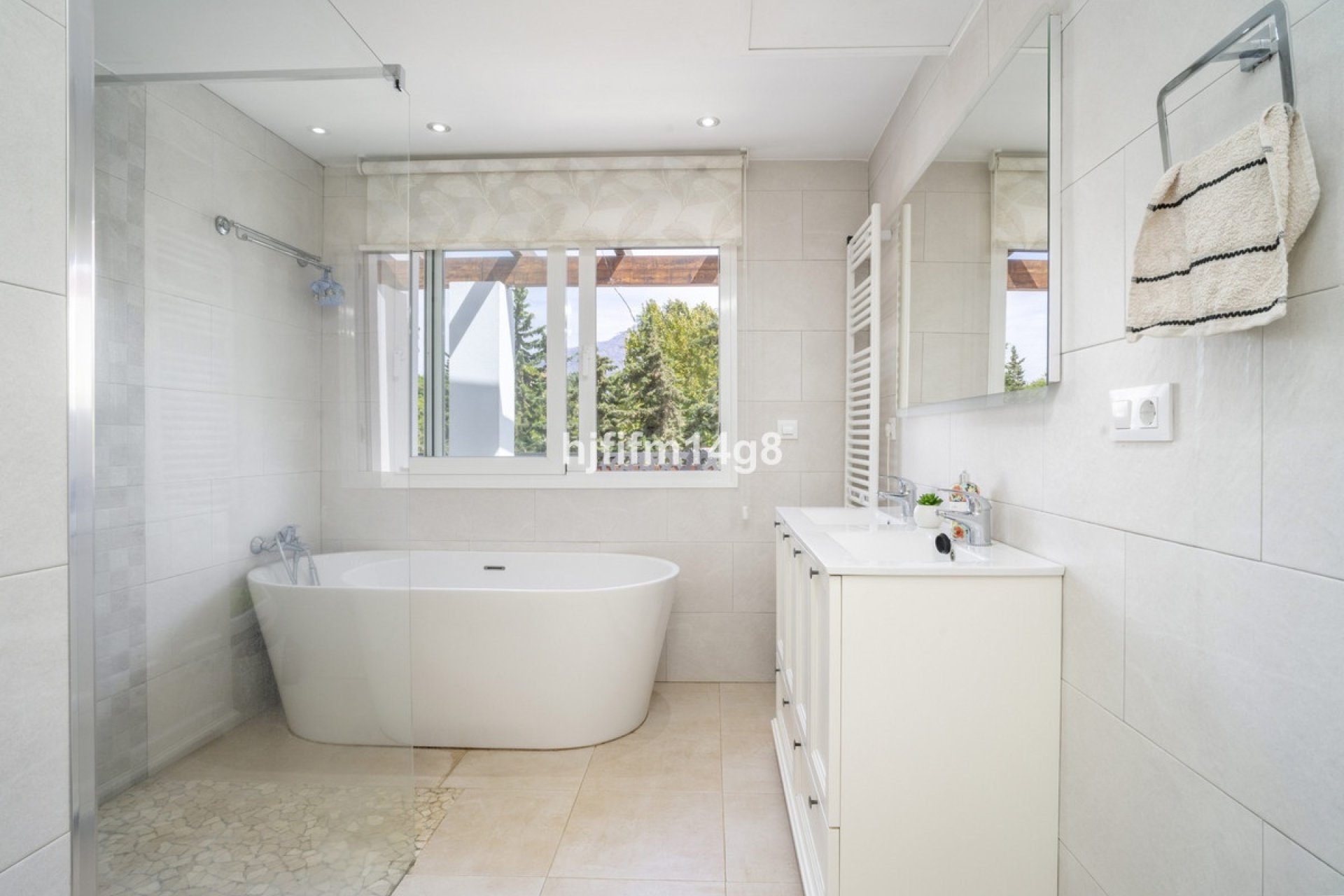 Resale - Villa - Marbella - La Campana