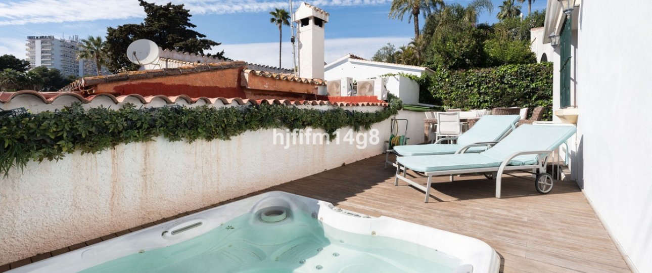 Resale - Villa - Marbella - La Campana