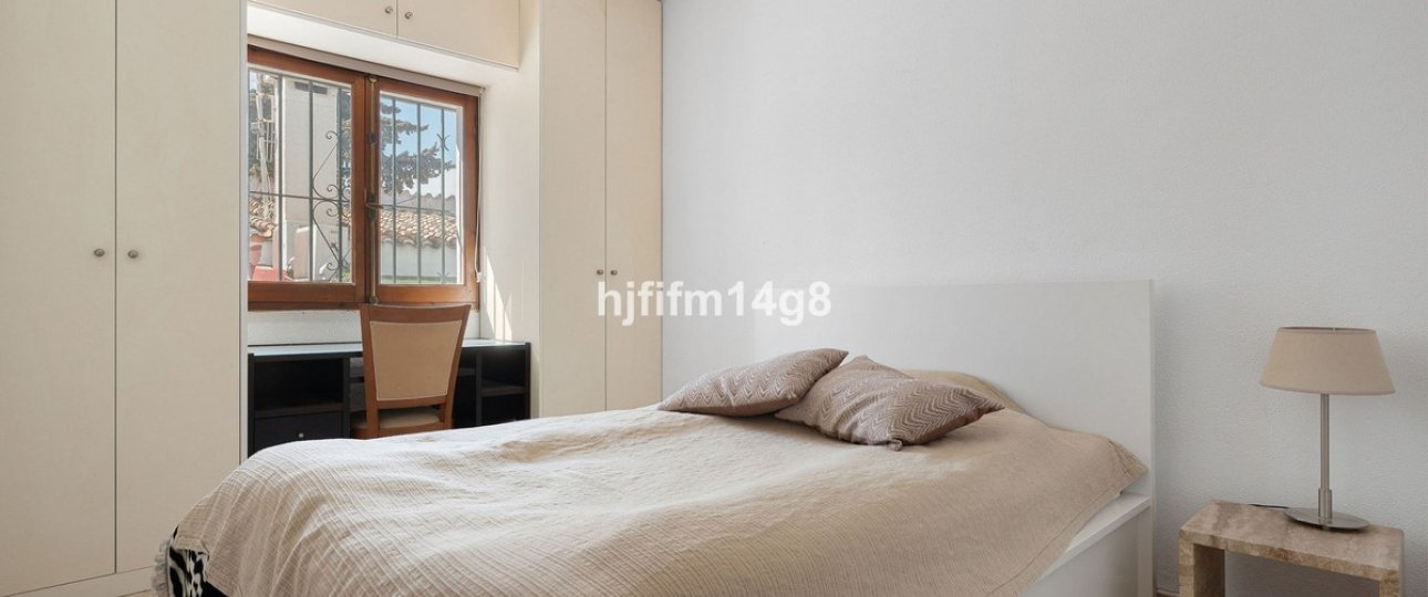 Resale - Villa - Marbella - La Campana