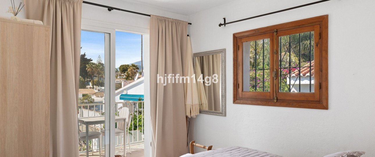 Resale - Villa - Marbella - La Campana