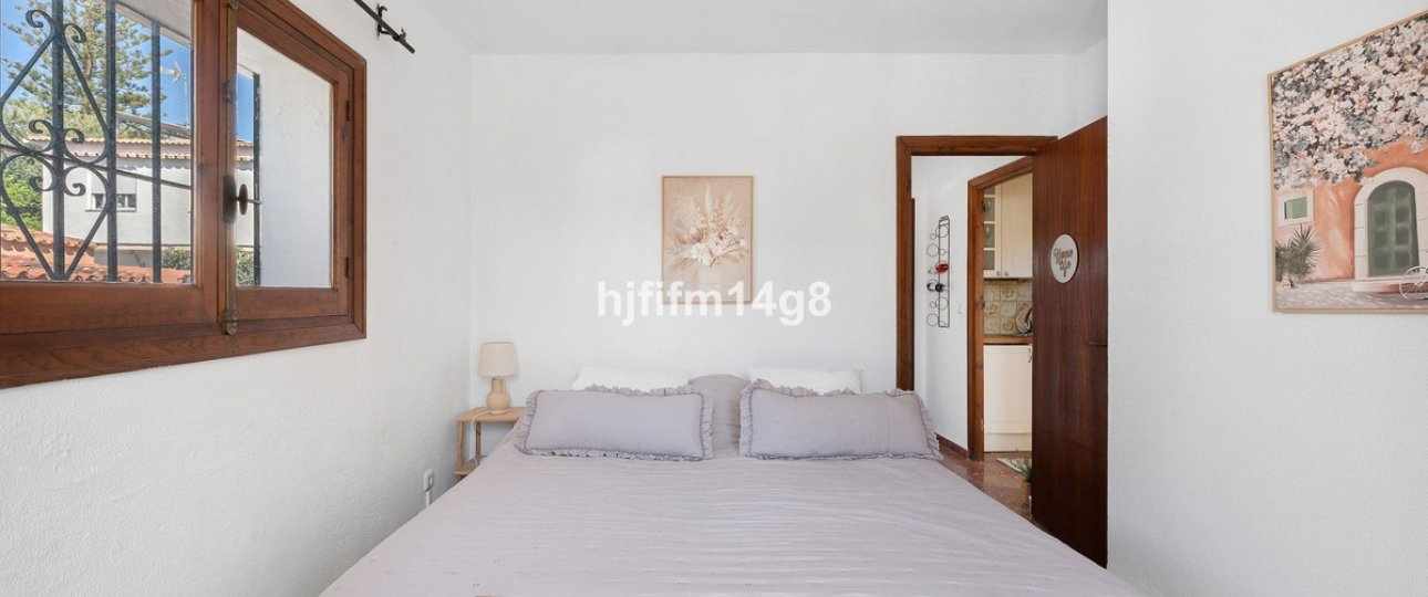 Resale - Villa - Marbella - La Campana