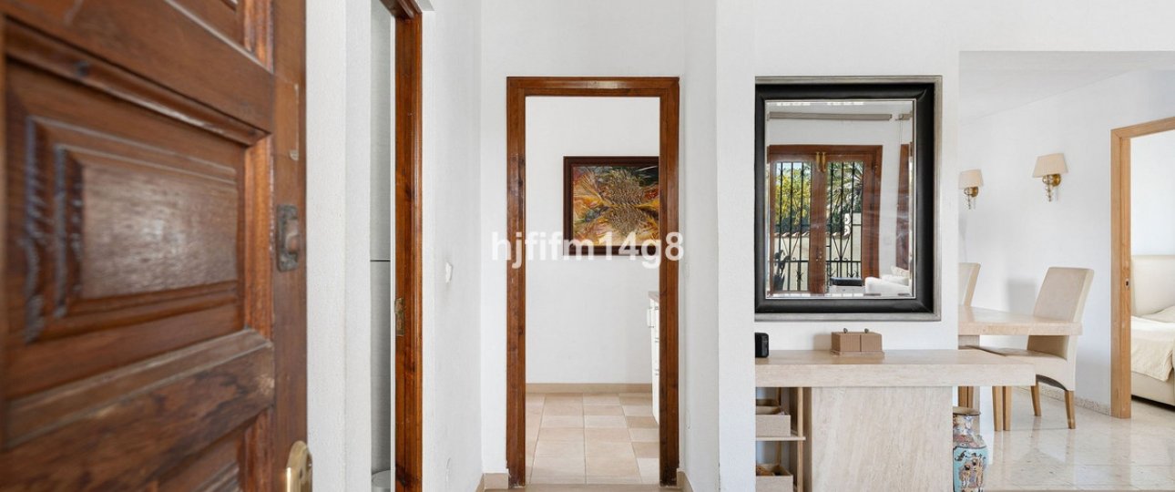 Resale - Villa - Marbella - La Campana