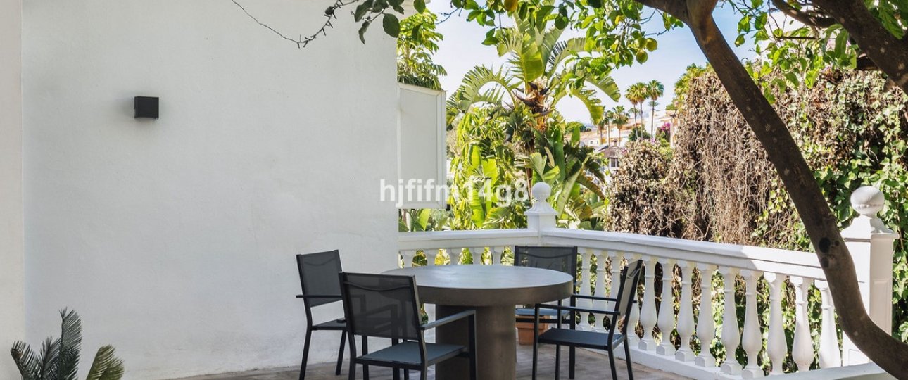 Resale - Villa - Marbella - La Campana