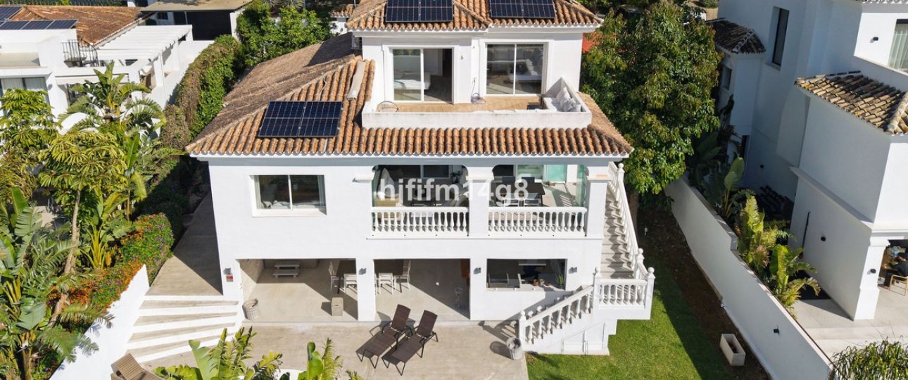 Resale - Villa - Marbella - La Campana