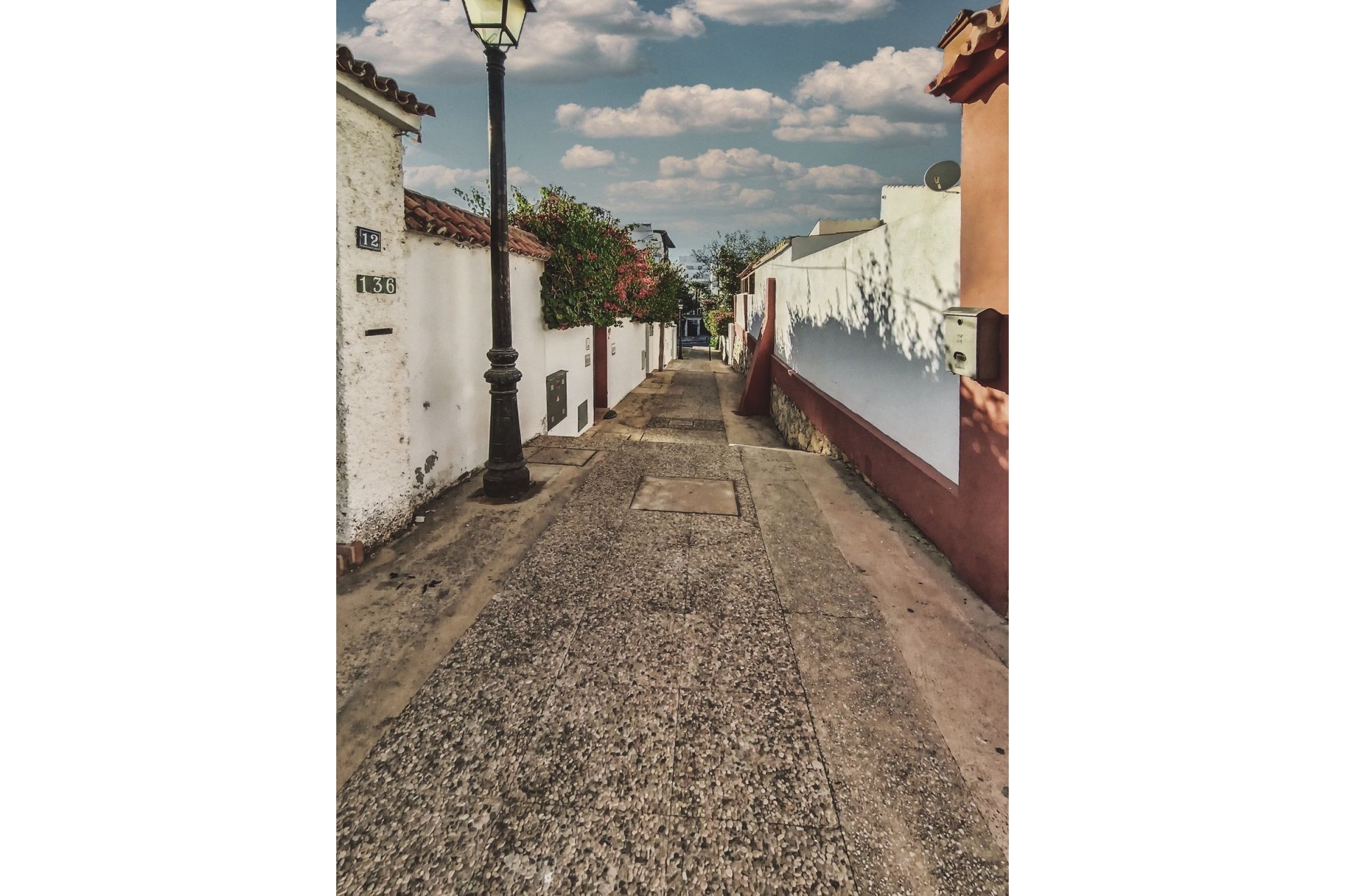 Resale - Villa - Marbella - La Campana