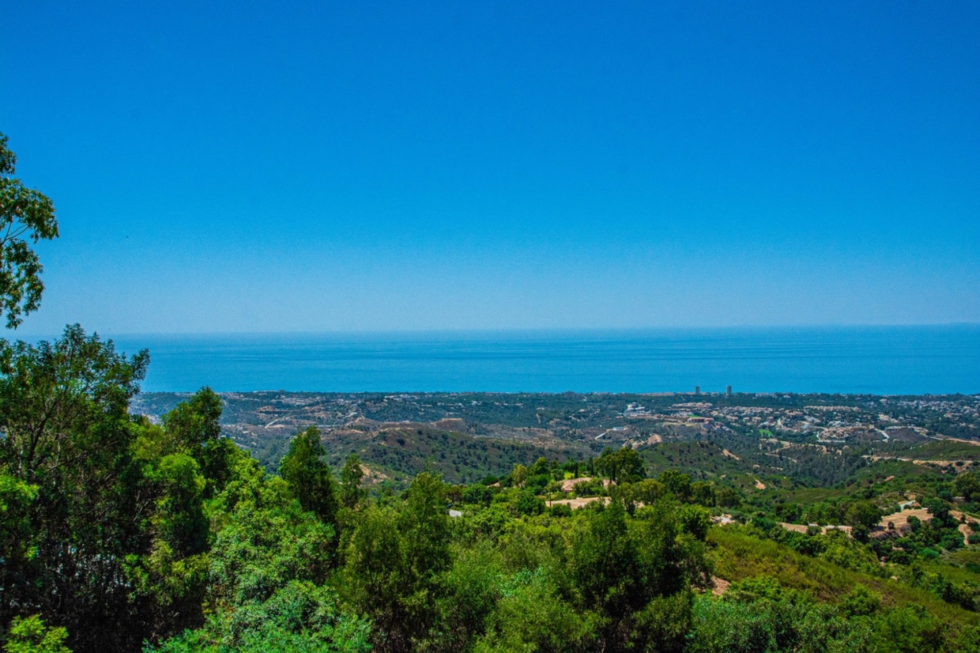Resale - Villa - Marbella - La Mairena