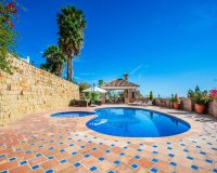 Resale - Villa - Marbella - La Mairena