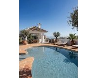 Resale - Villa - Marbella - La Mairena