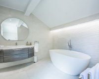 Resale - Villa - Marbella - La Mairena