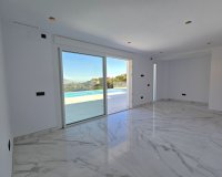 Resale - Villa - Marbella - La Mairena