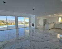 Resale - Villa - Marbella - La Mairena