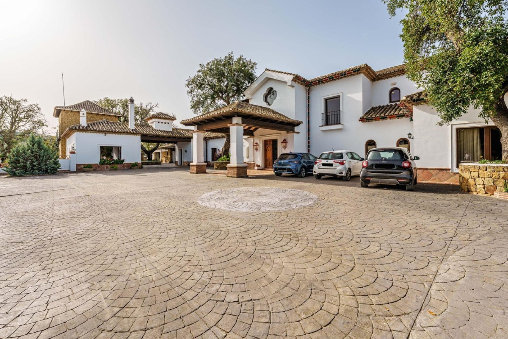 Resale - Villa - Marbella - La Mairena