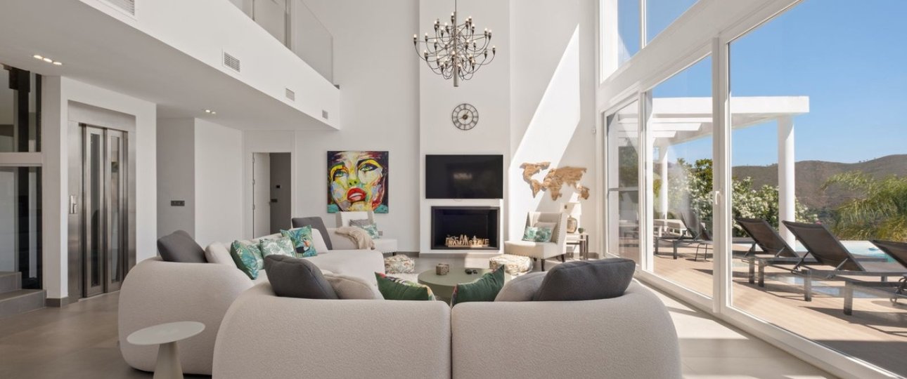 Resale - Villa - Marbella - La Mairena
