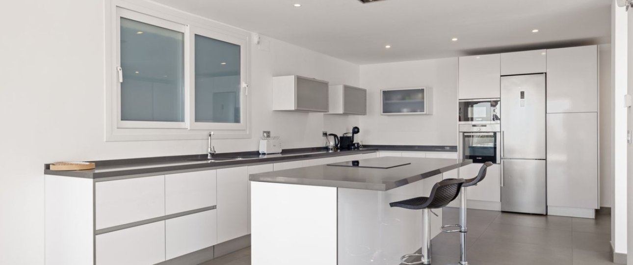 Resale - Villa - Marbella - La Mairena