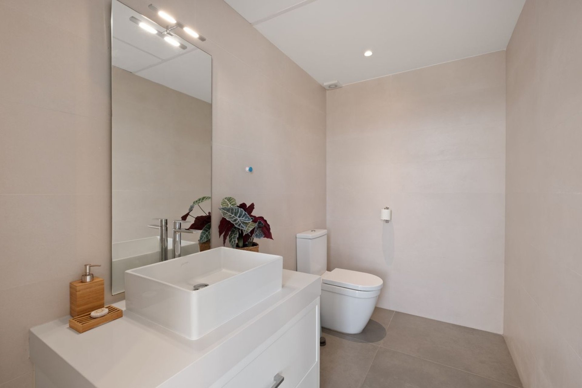 Resale - Villa - Marbella - La Mairena