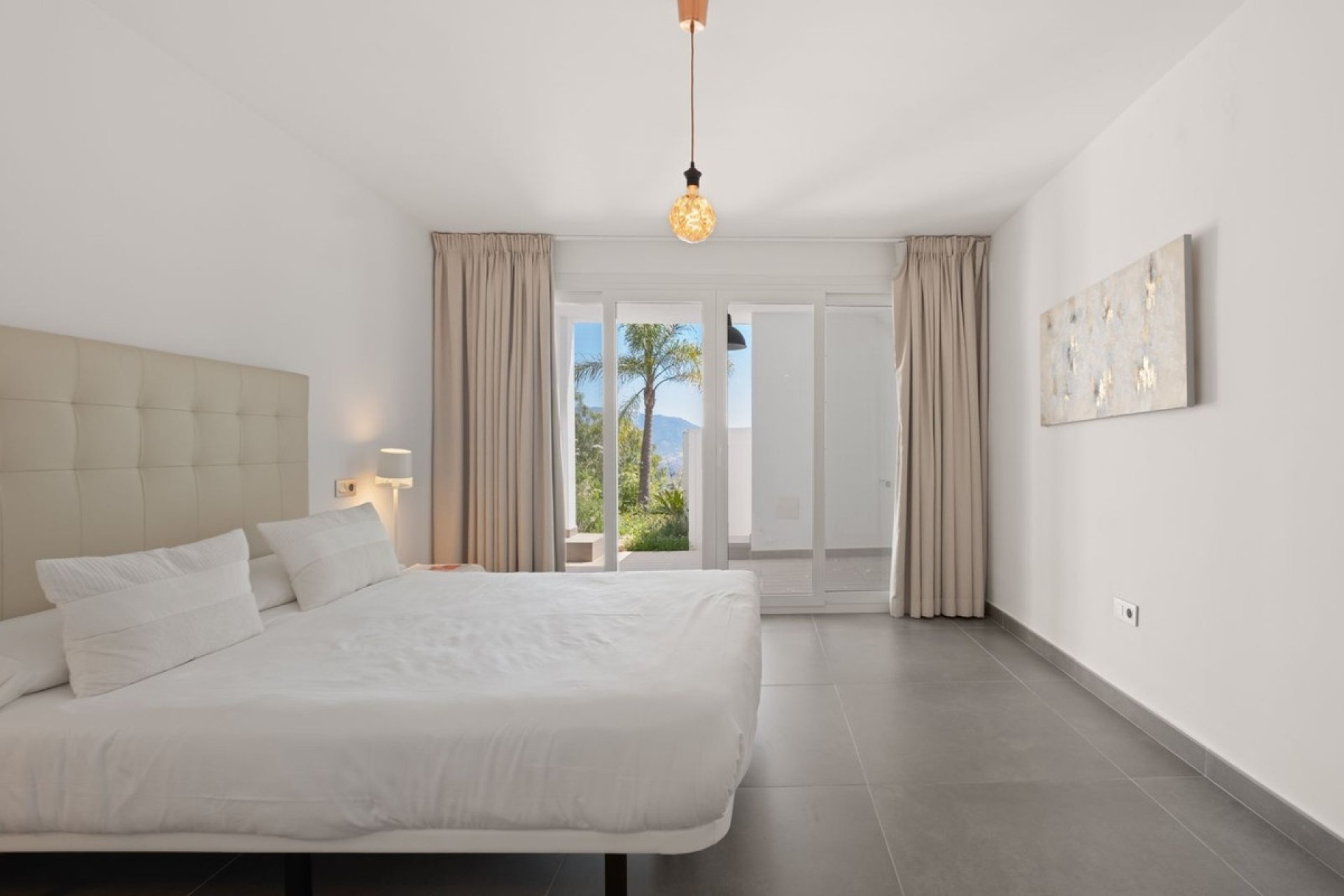 Resale - Villa - Marbella - La Mairena