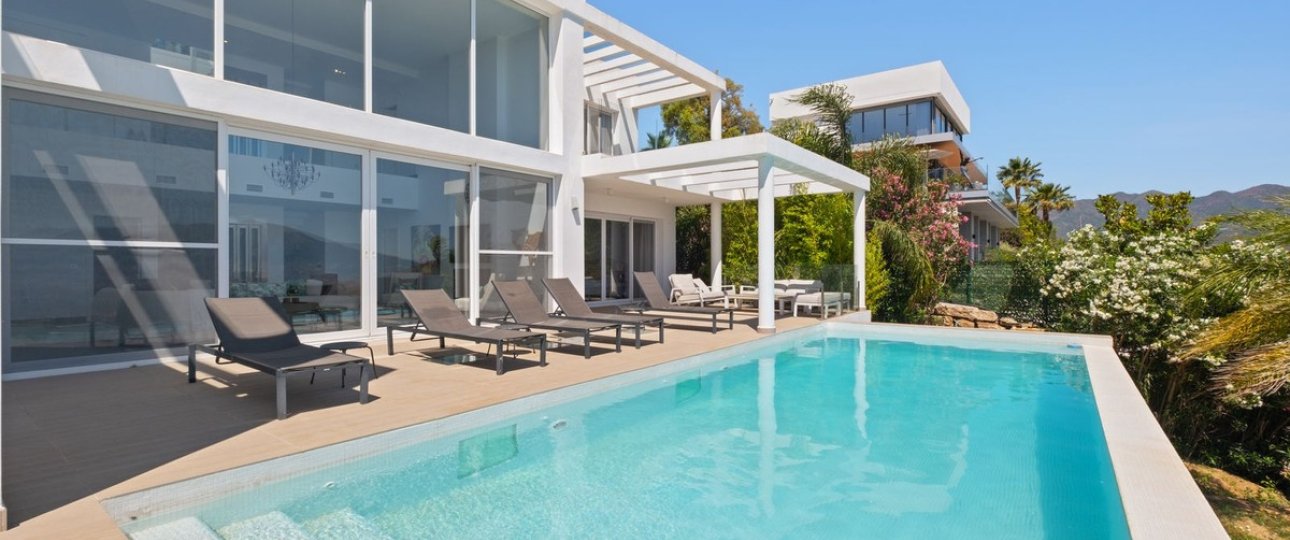 Resale - Villa - Marbella - La Mairena