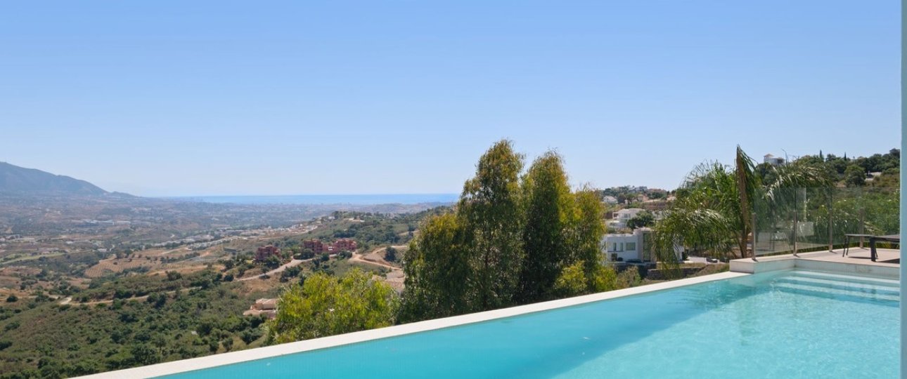 Resale - Villa - Marbella - La Mairena