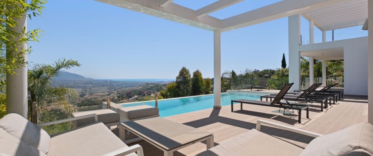 Resale - Villa - Marbella - La Mairena