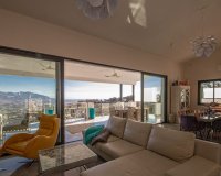 Resale - Villa - Marbella - La Mairena
