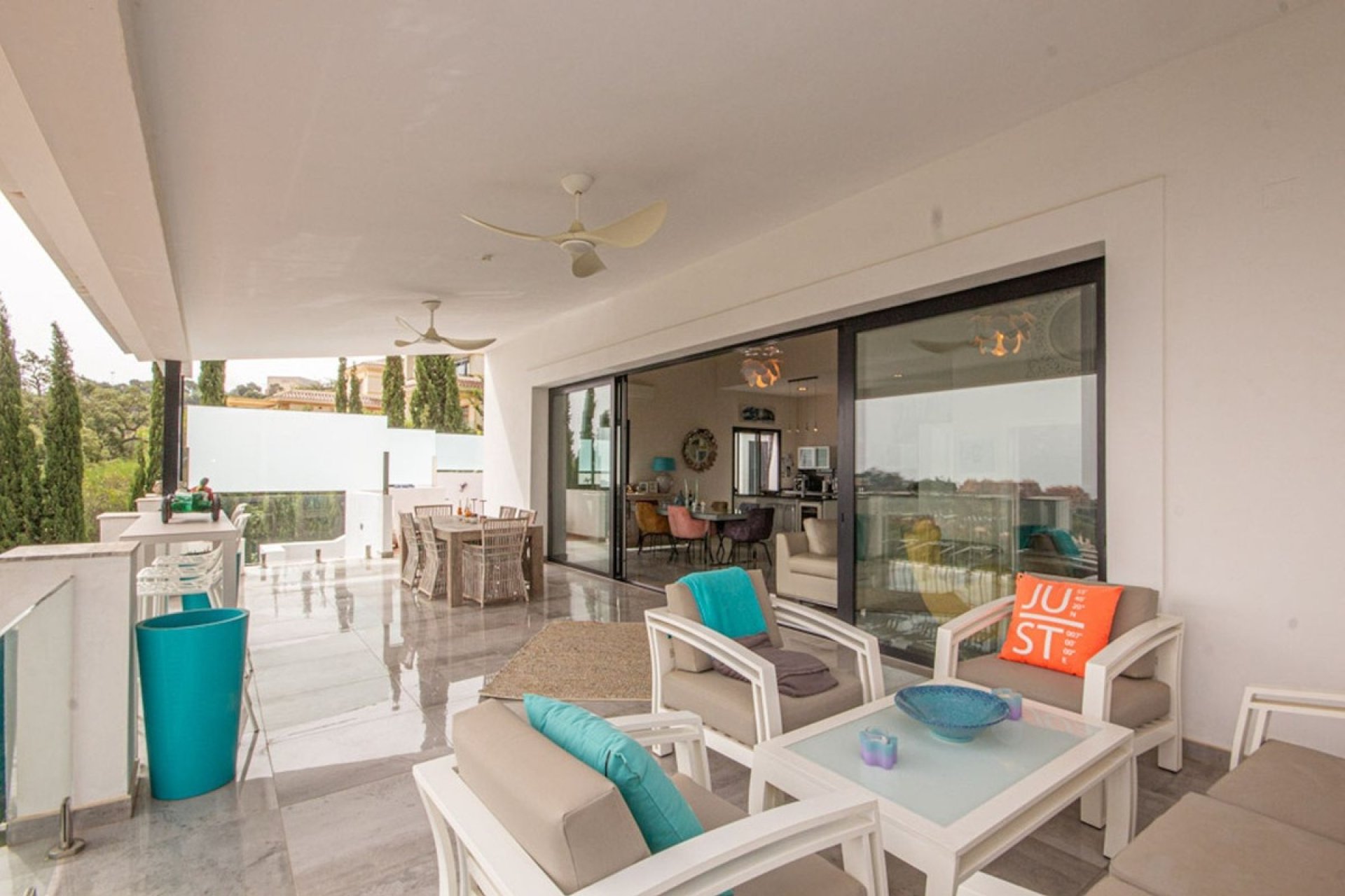Resale - Villa - Marbella - La Mairena
