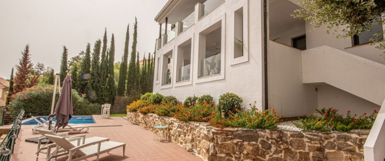 Resale - Villa - Marbella - La Mairena