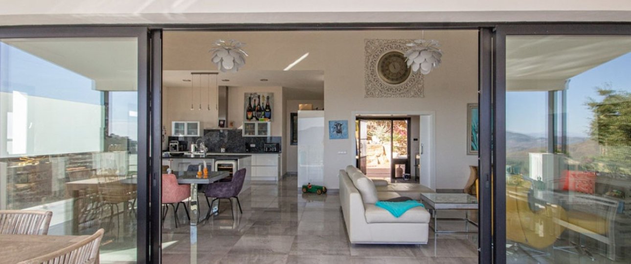 Resale - Villa - Marbella - La Mairena