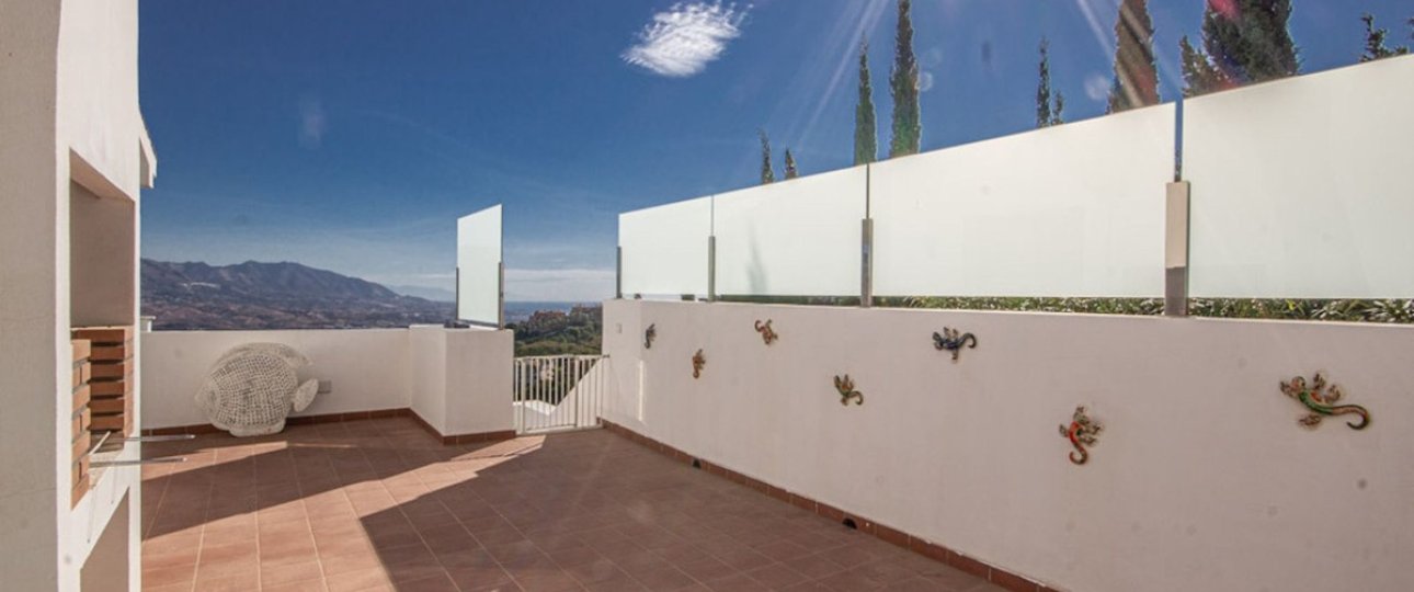 Resale - Villa - Marbella - La Mairena