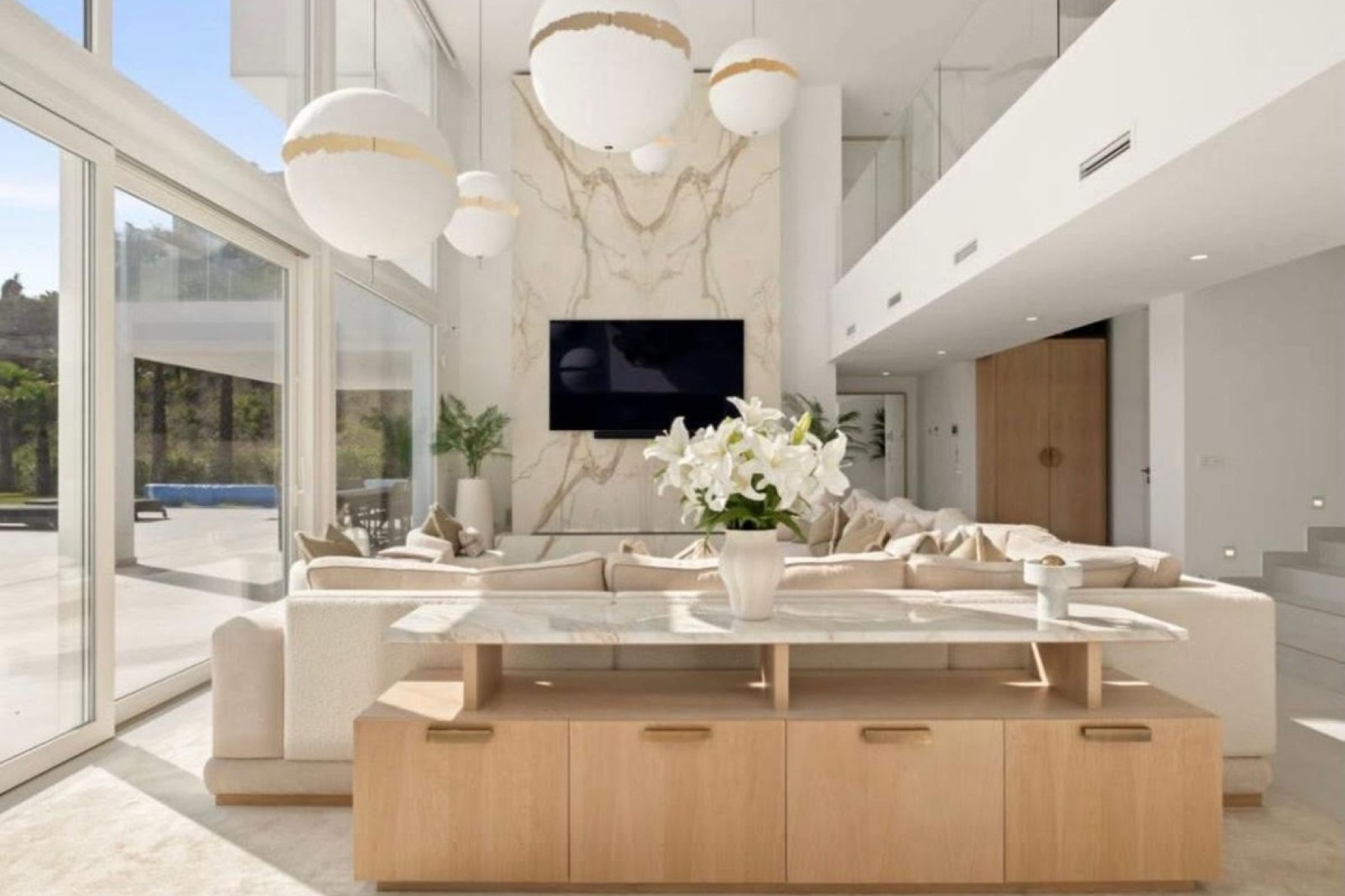 Resale - Villa - Marbella - La Mairena