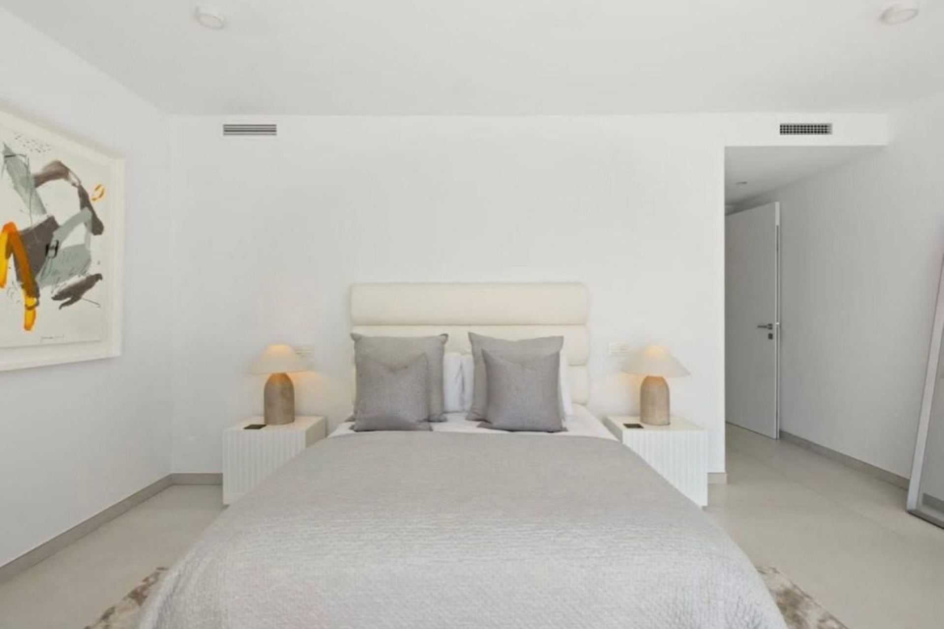 Resale - Villa - Marbella - La Mairena