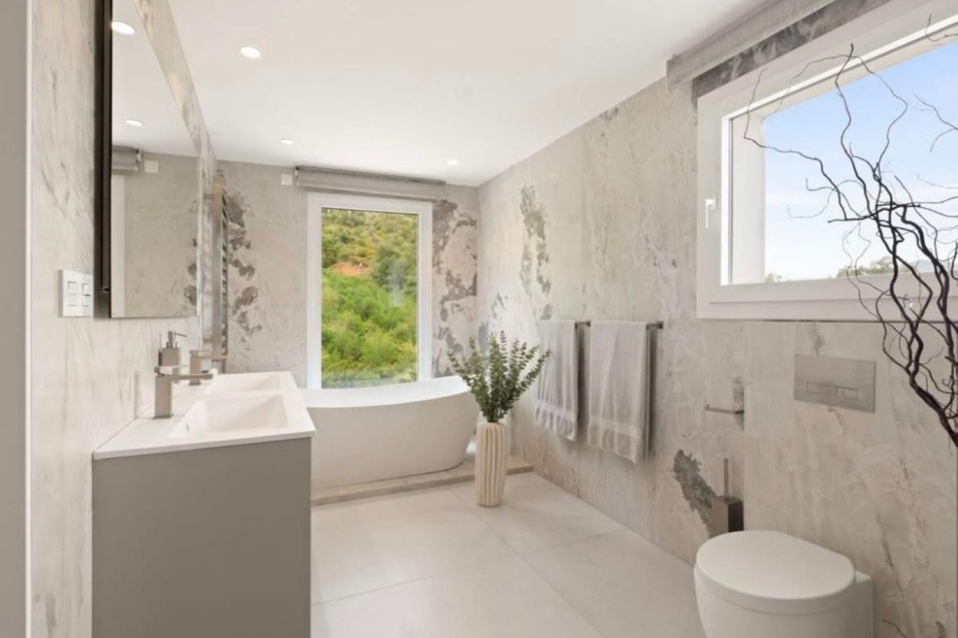 Resale - Villa - Marbella - La Mairena