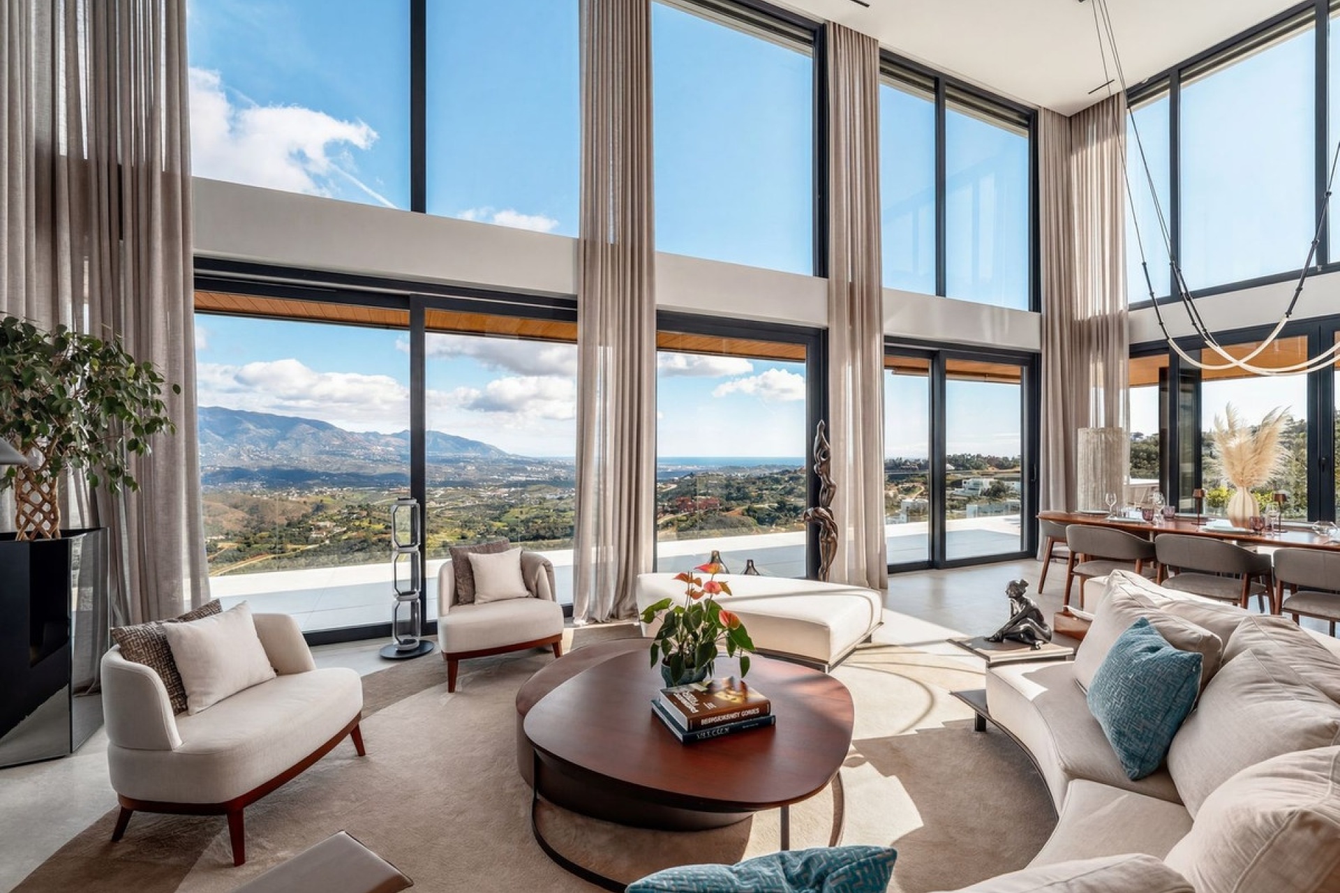 Resale - Villa - Marbella - La Mairena