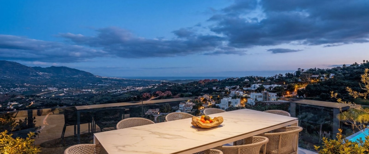 Resale - Villa - Marbella - La Mairena