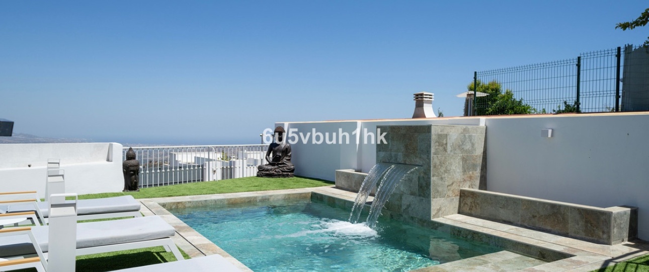 Resale - Villa - Marbella - La Mairena