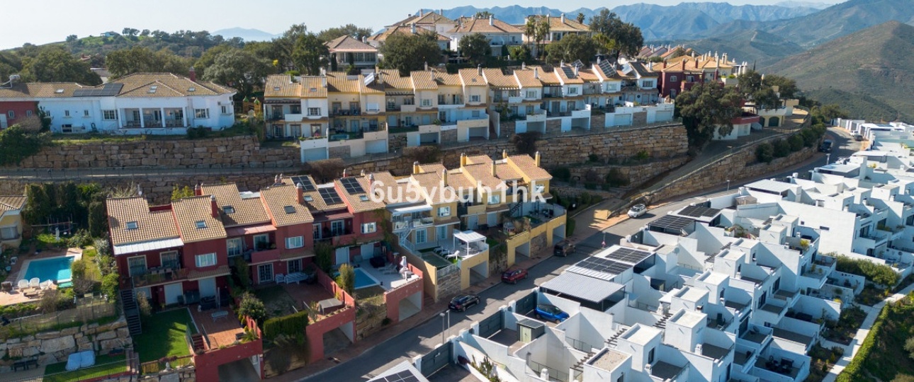 Resale - Villa - Marbella - La Mairena