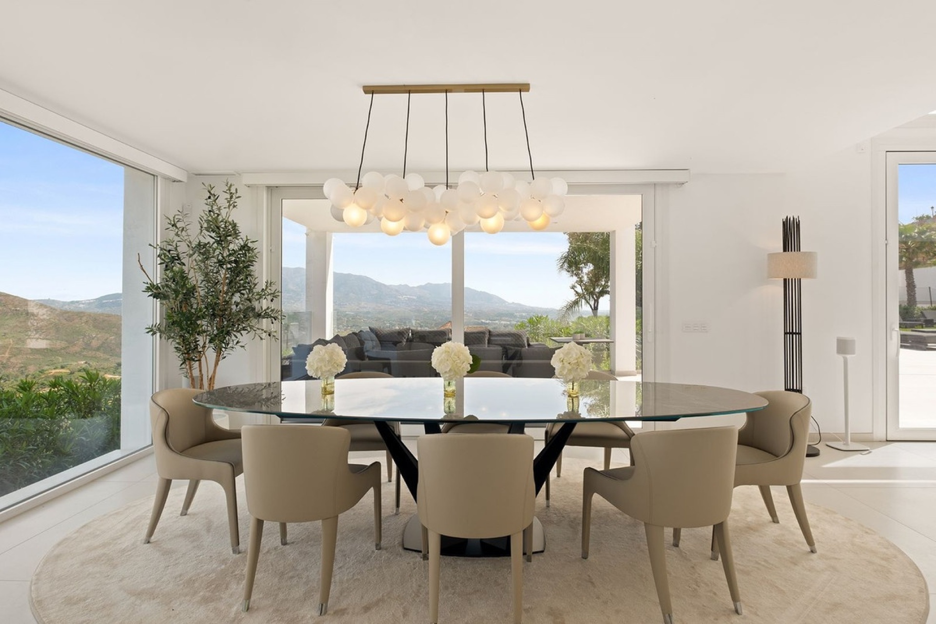 Resale - Villa - Marbella - La Mairena