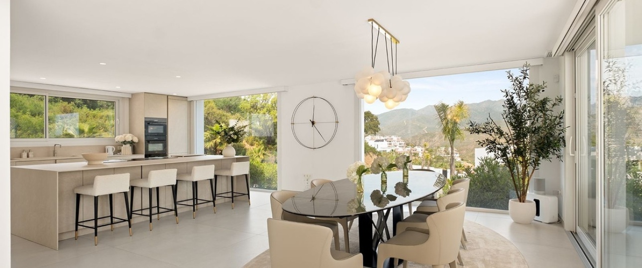 Resale - Villa - Marbella - La Mairena