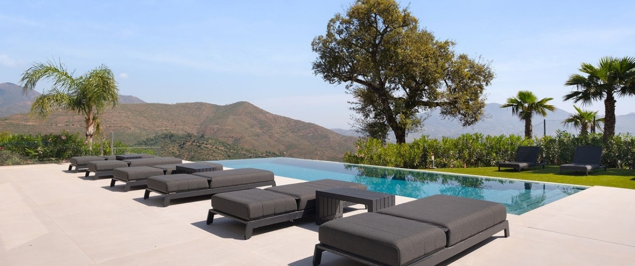 Resale - Villa - Marbella - La Mairena