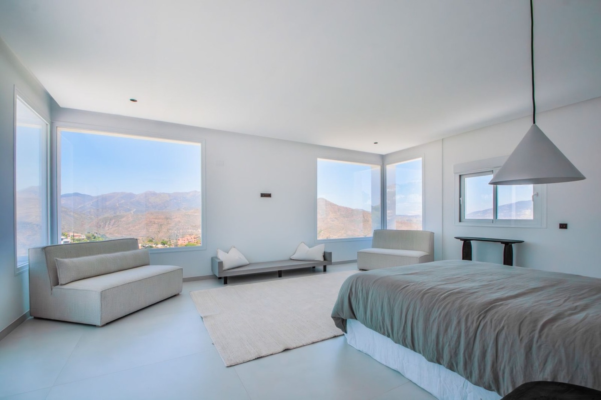 Resale - Villa - Marbella - La Mairena