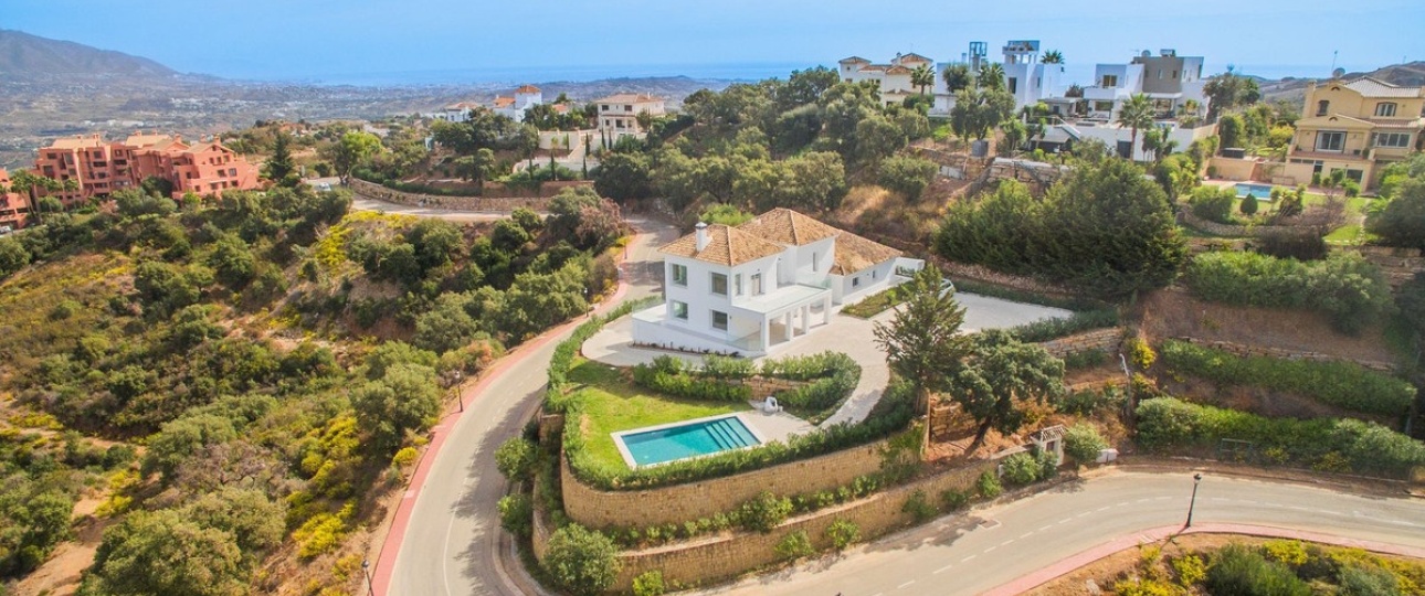 Resale - Villa - Marbella - La Mairena