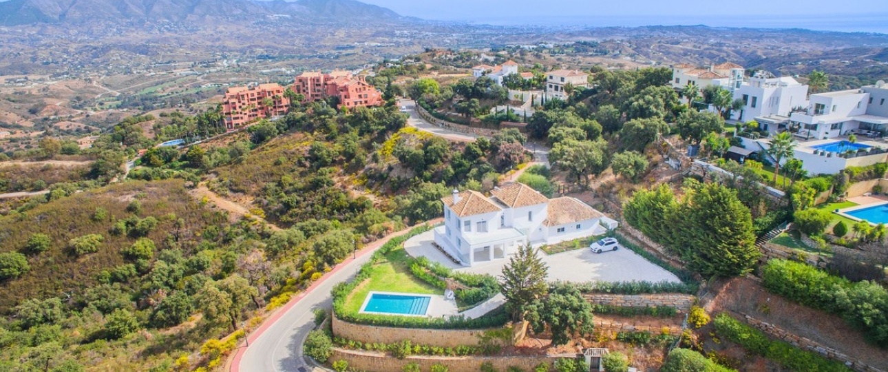 Resale - Villa - Marbella - La Mairena