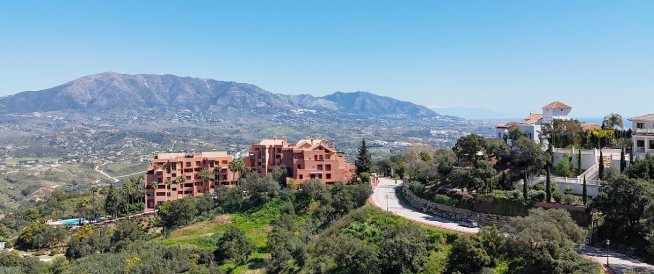 Resale - Villa - Marbella - La Mairena