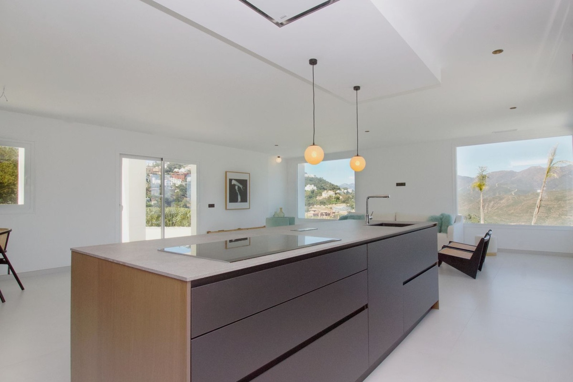 Resale - Villa - Marbella - La Mairena