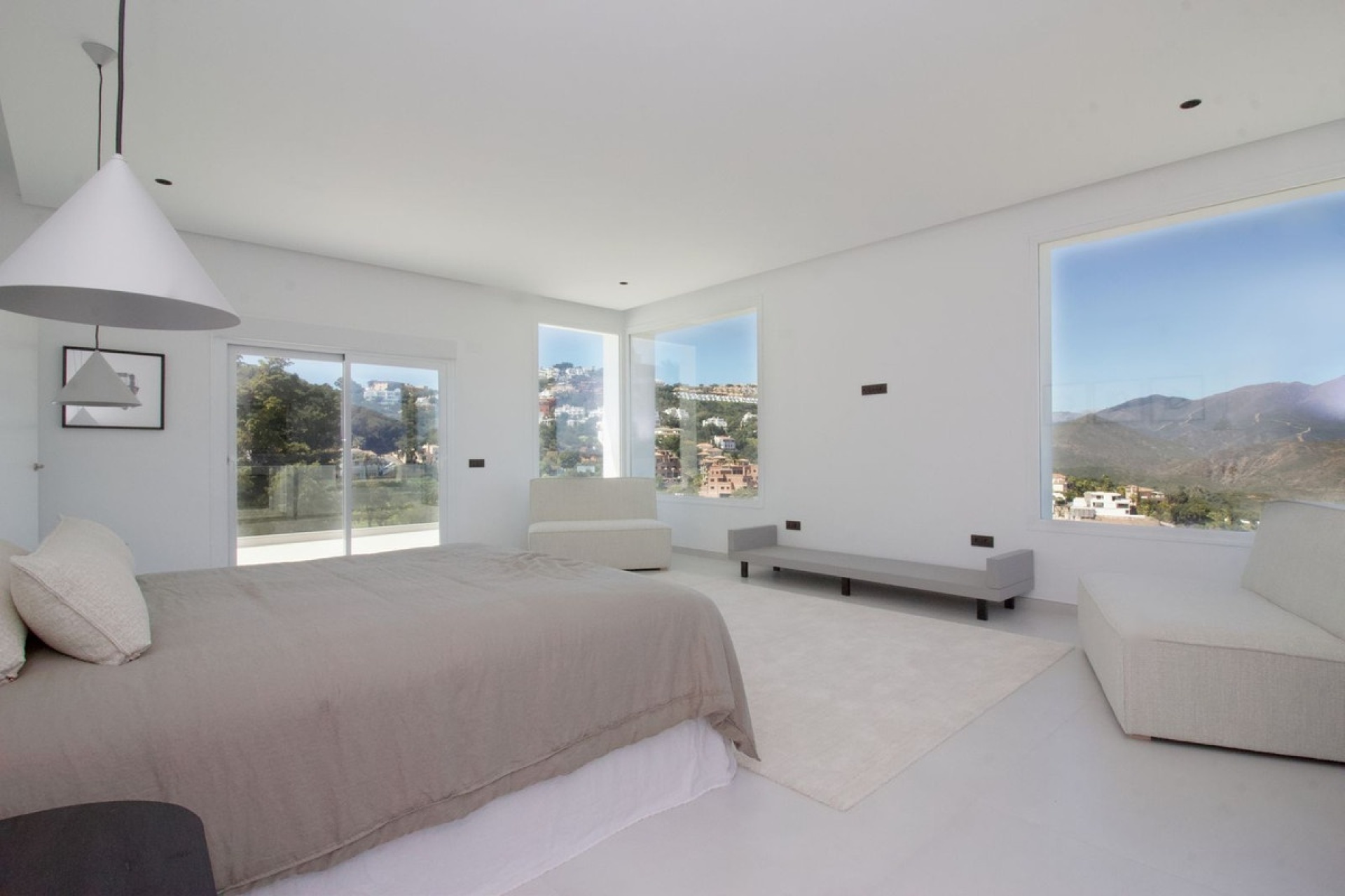 Resale - Villa - Marbella - La Mairena